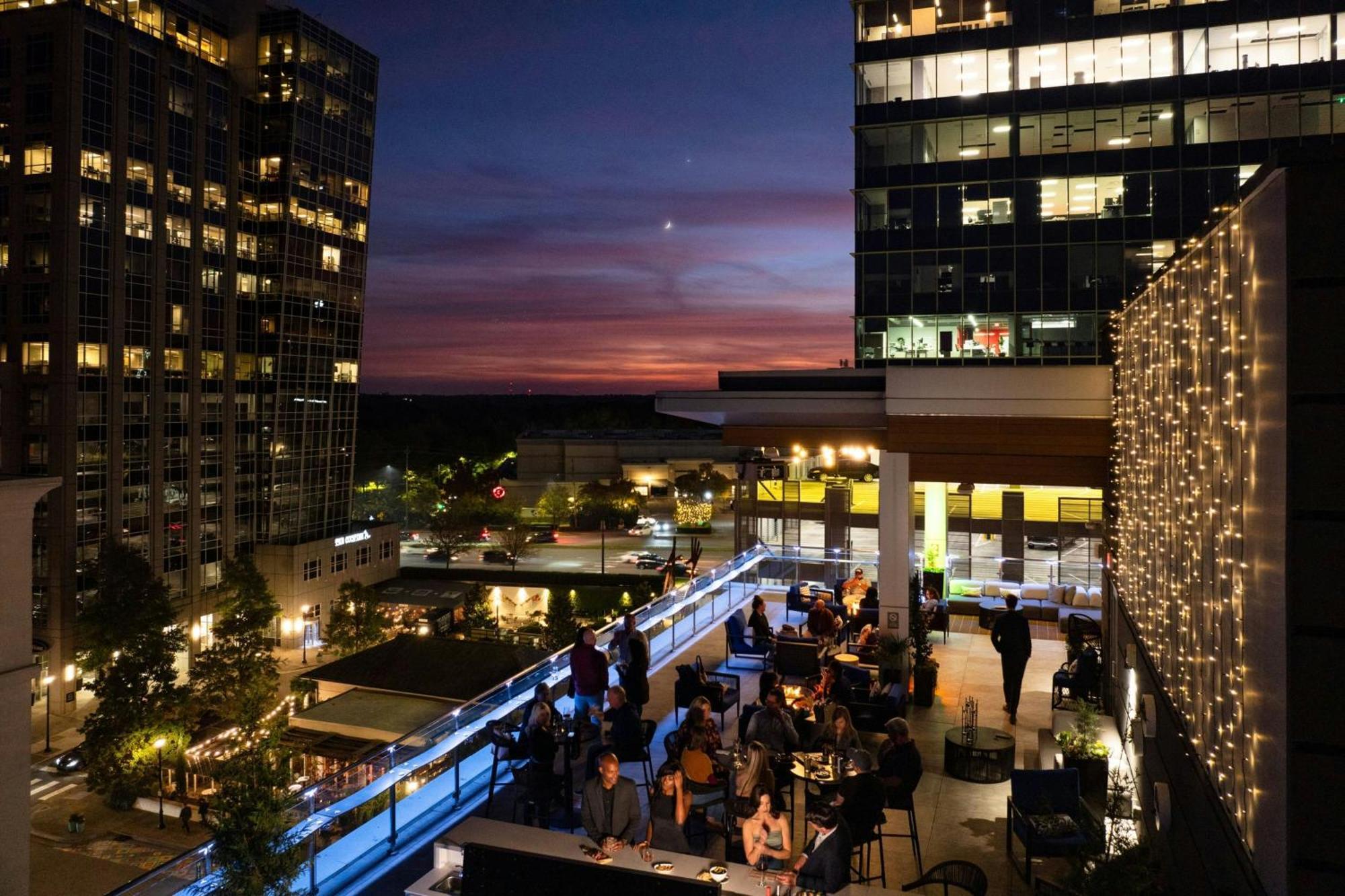 Ac Hotel By Marriott Raleigh North Hills Exteriér fotografie